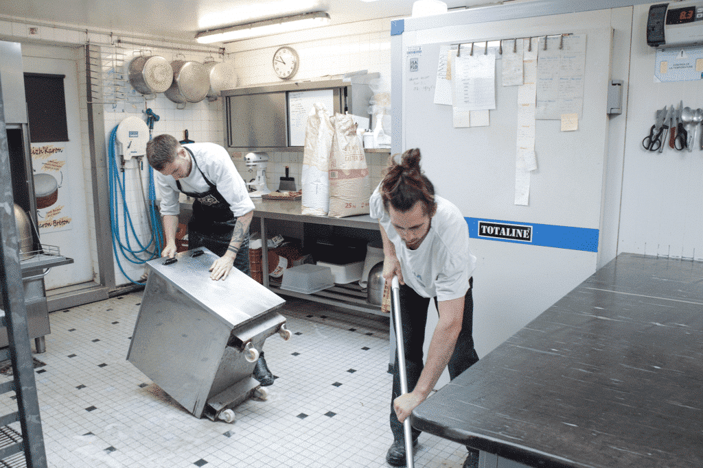 Remote Temperature Monitoring Australia: How It Works for Multi-Location Food Brands